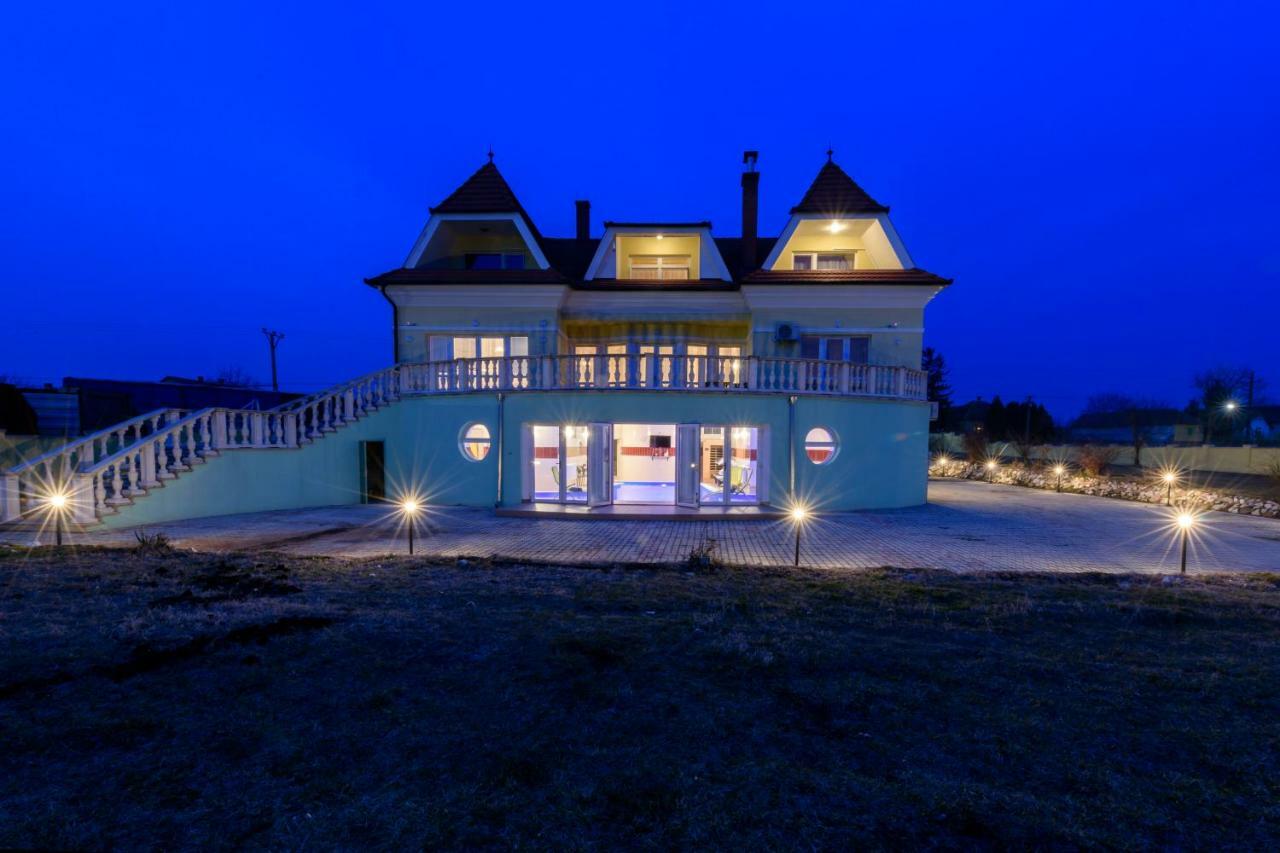Elite Boutique Villa Oerkeny Orkeny 외부 사진